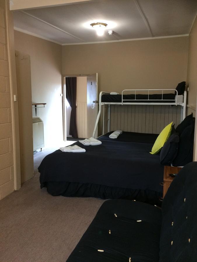 Berridale Inn Hotel Motel エクステリア 写真